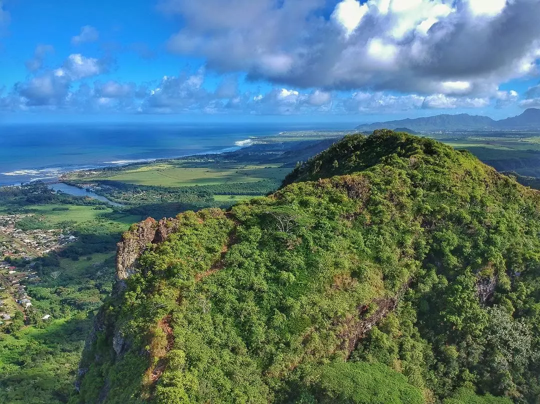 ノウノウ山　巨人の頭